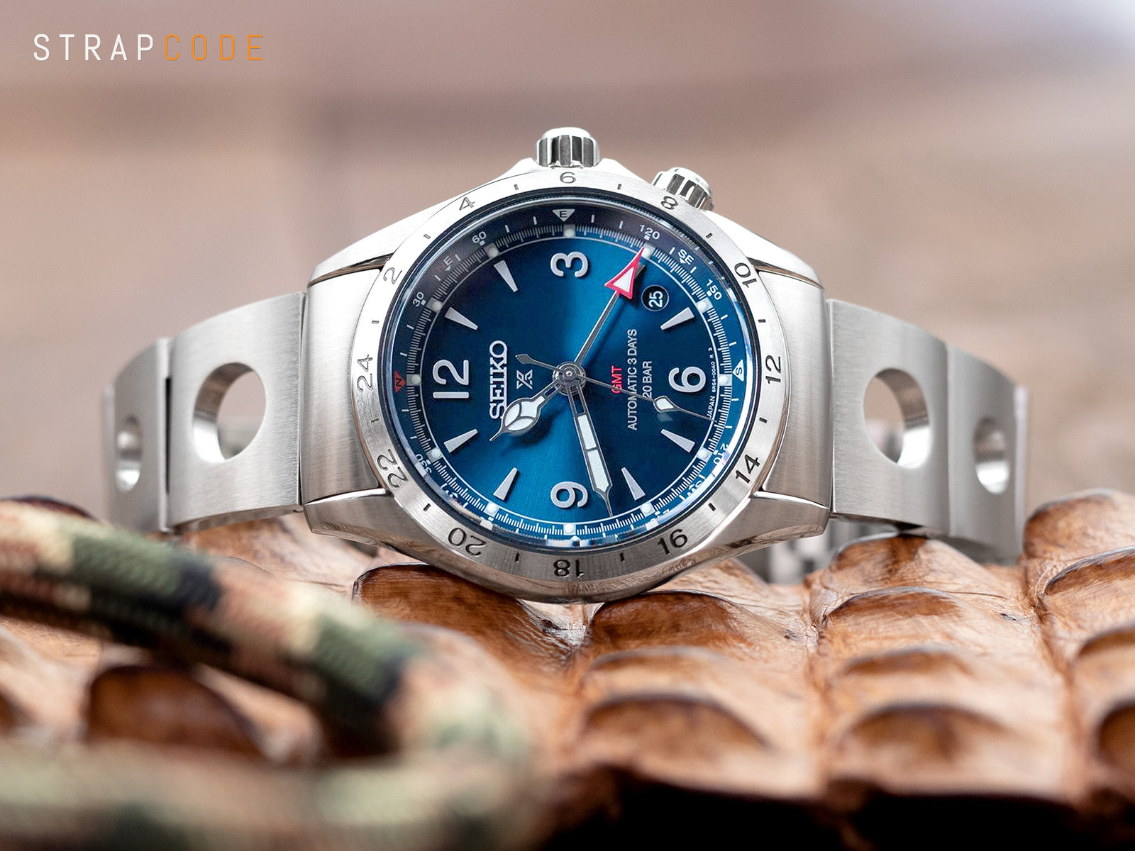 Seiko Prospex Alpinist GMT Review by Strapcode
