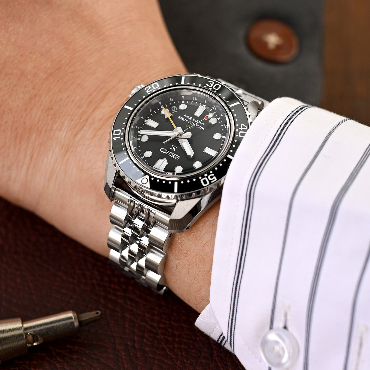 Angus-J Louis 20mm Stainless Steel Straight End Bracelet