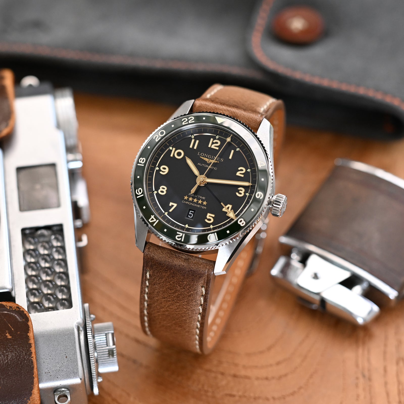 Pam Collection, Vintage Brown Horween Chromexcel Leather Watch Strap for Panerai, Beige Stitching