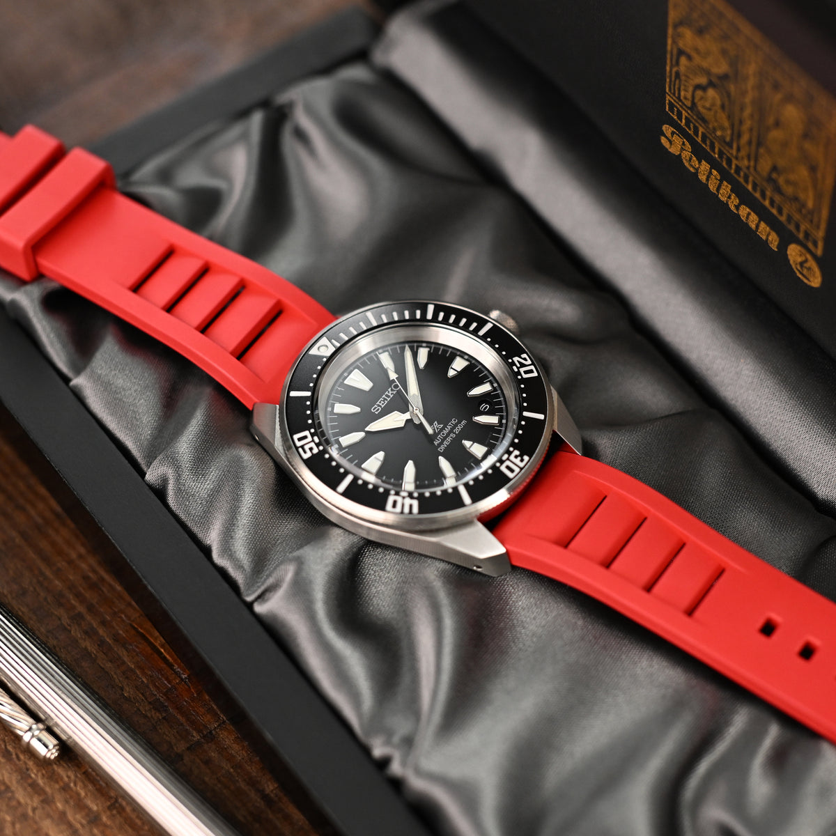 Red RM Vented FKM Quick Release Rubber Watch Strap, 20mm