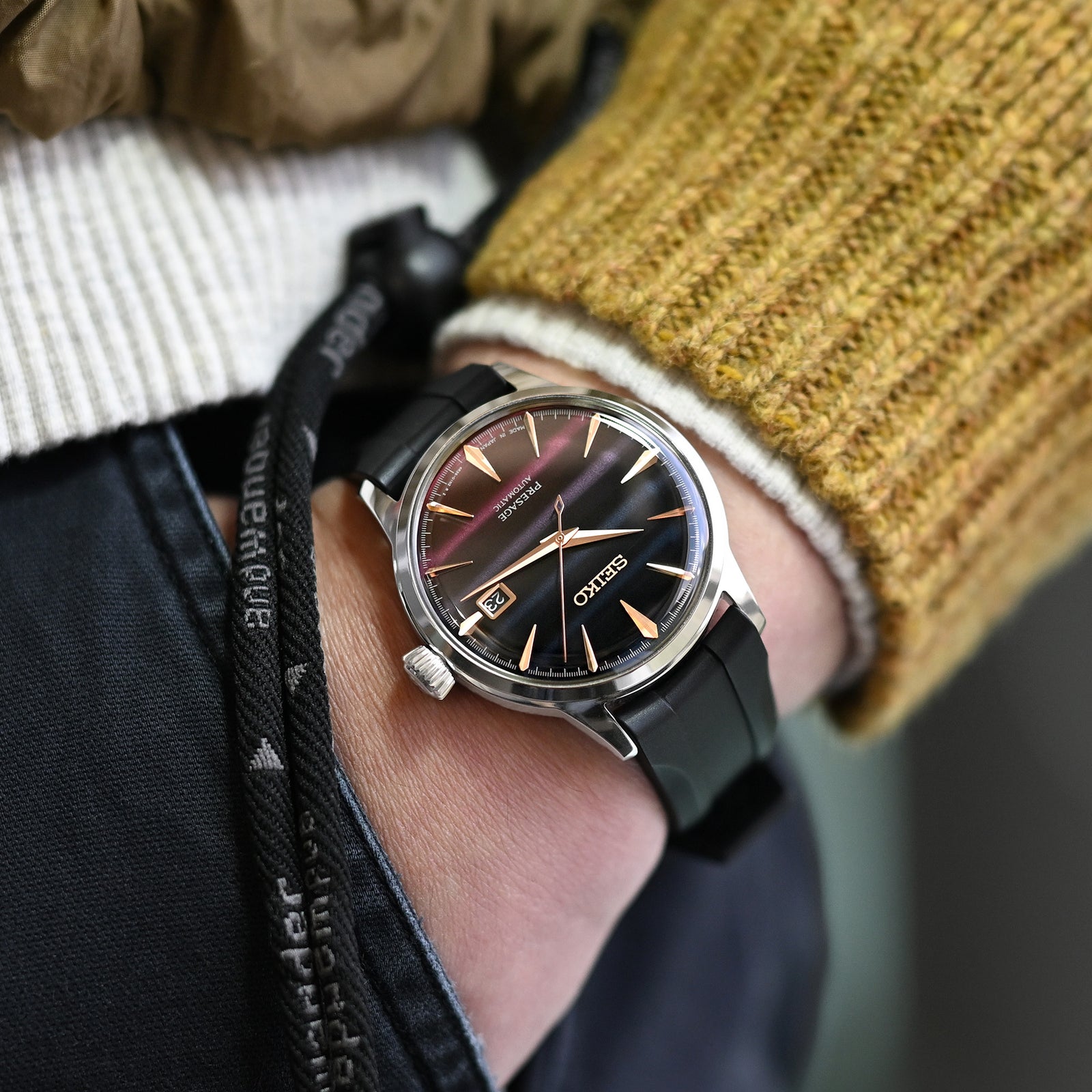 20mm Wheels Resilient Curved End FKM Rubber watch strap, Black Strapcode watch bands