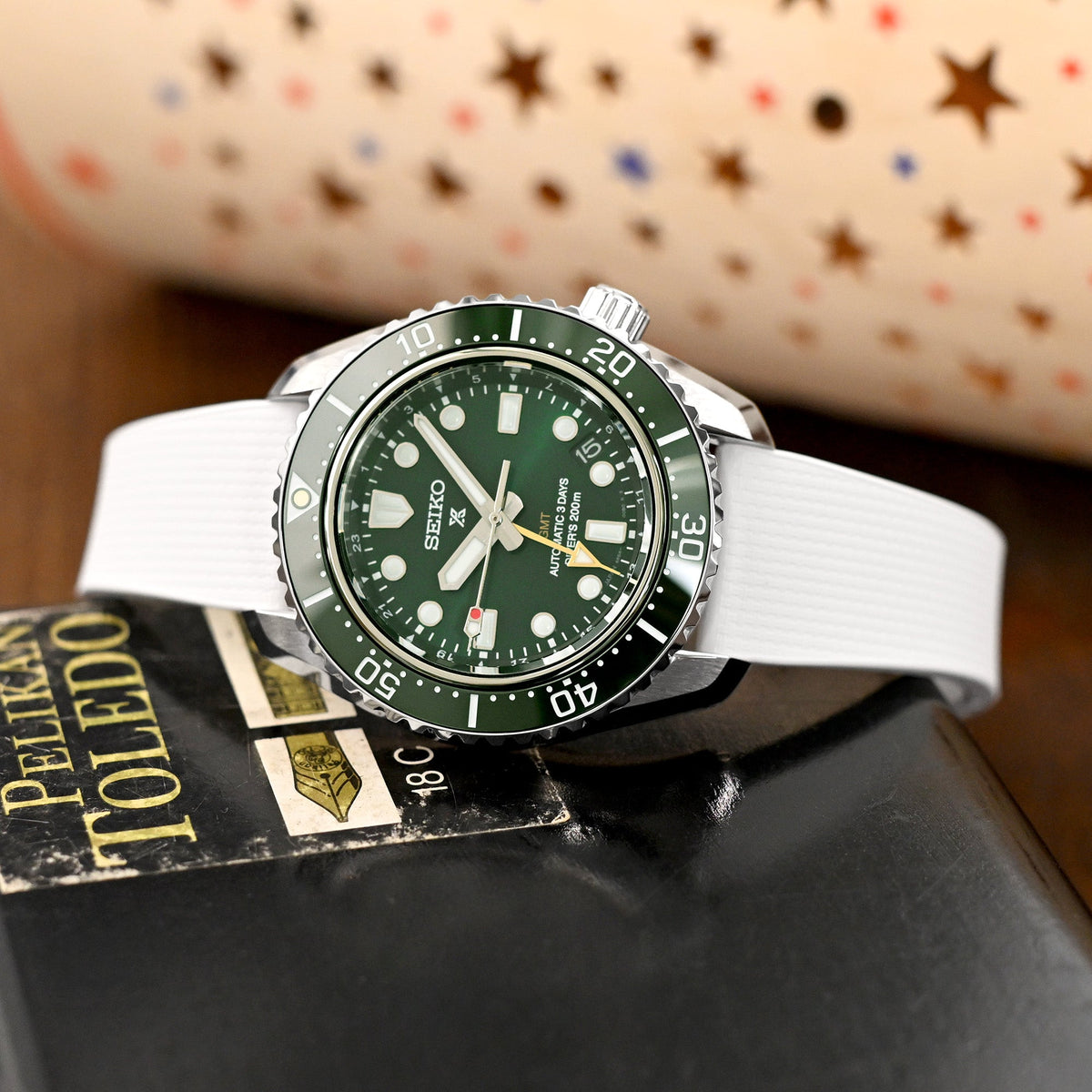 Seiko Prospex 1968 Diver's Modern Re-interpretation GMT SPB381 Green Strapcode watch bands